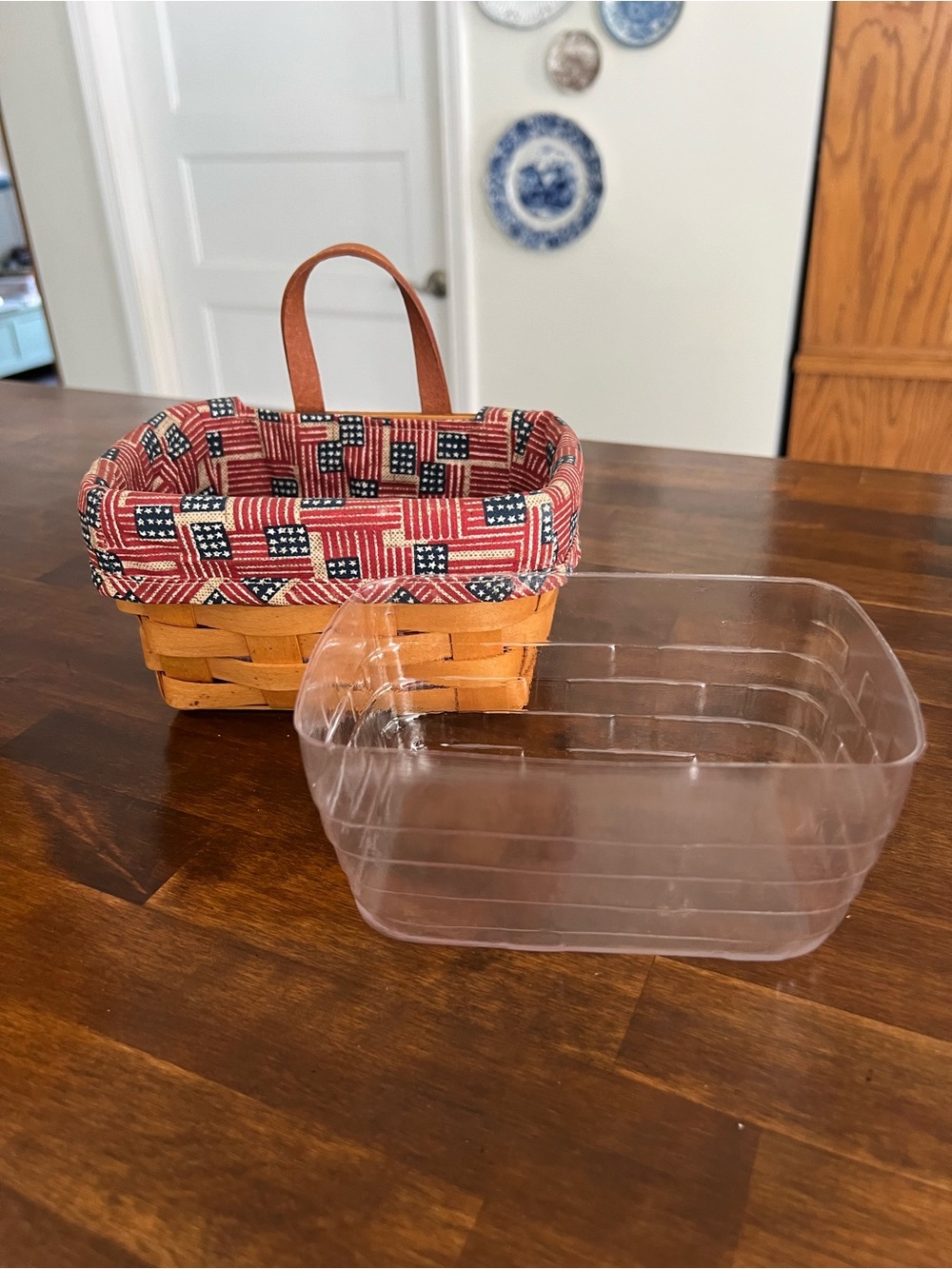 Longaberger Small Key Basket, Old Glory Liner, 2001